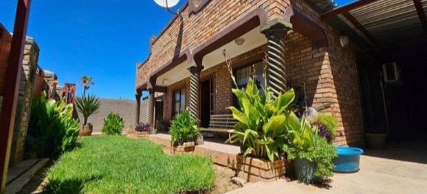 4 Bedroom Property for Sale in Roodepan Northern Cape